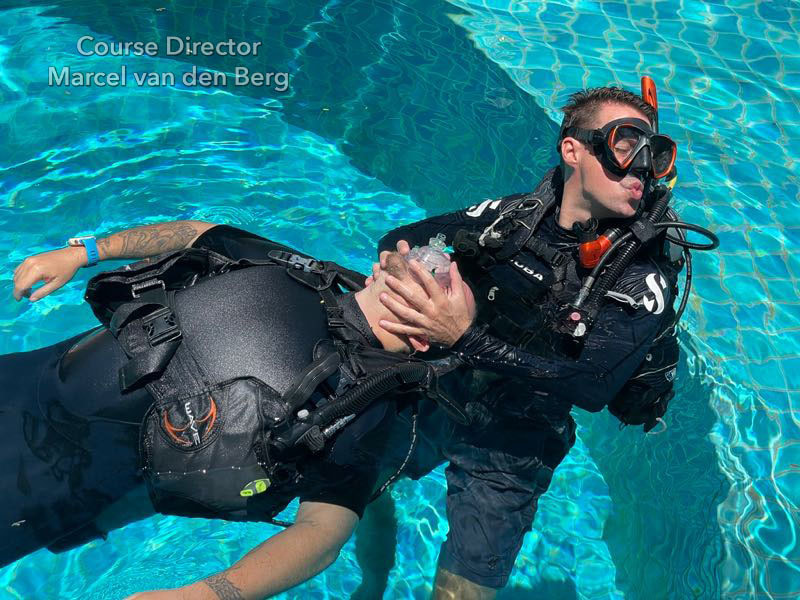 4 fingers hand position padi rescue exercise 7 covid 19 update